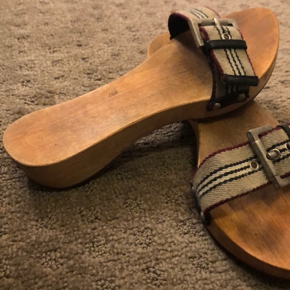 Burberry sandals size 36 - Picture 2 of 5